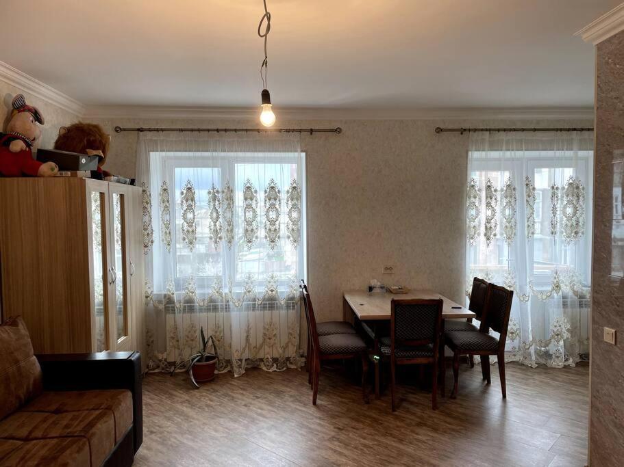 Aram Guest House Sevan Luaran gambar